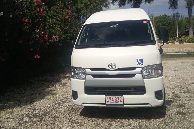 Airport Transfer to West Bay Accommodations (GCM)-Round Trip - Group size, comfort, and practical limits