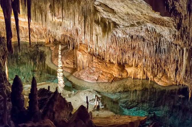 Cayman Crystal Caves & Pedro St James Castle or Botanical Garden - Inside Cayman Crystal Caves