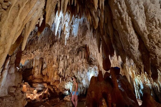 Cayman Crystal Caves Tour in Grand Cayman - What the tour does especially well