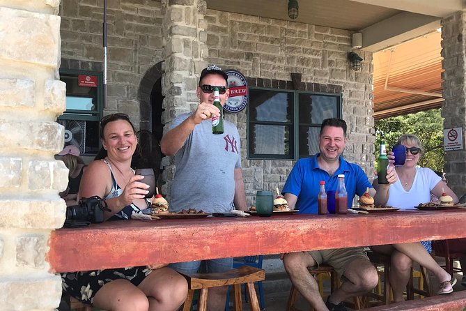 Cayman's Classic Food Tasting & Cultural Experience - Local art gives the meal a wider setting