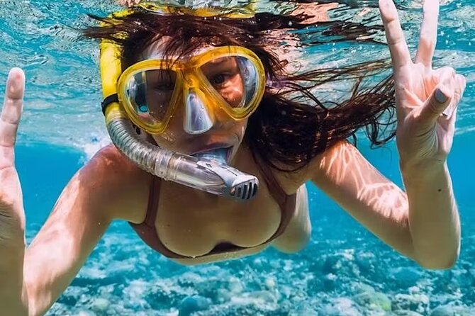 Cayman Ultimate Tour: Stingrays, Starfish Point and Crystal Caves - Cayman Crystal Caves: A Cooler Final Stop