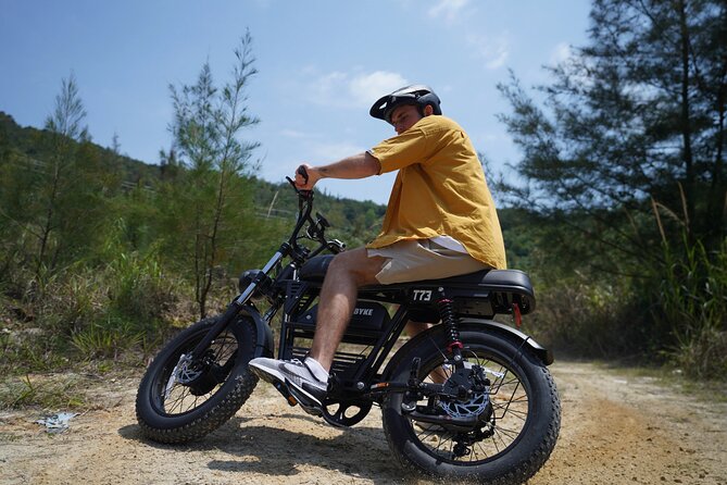 Coastal E-Bike Adventure: Full-Day Self-Guided Tour Grand Cayman - Fort George and Heroes Square: A Short History Lesson