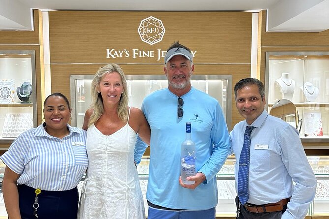 Diamonds and Cocktails a Shopping Experience in Grand Cayman - Is $25 a fair price for the experience?