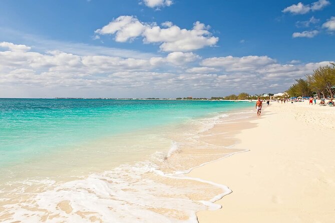 Grand Cayman Private Customized Bus Tour - A private way to see more than Seven Mile Beach