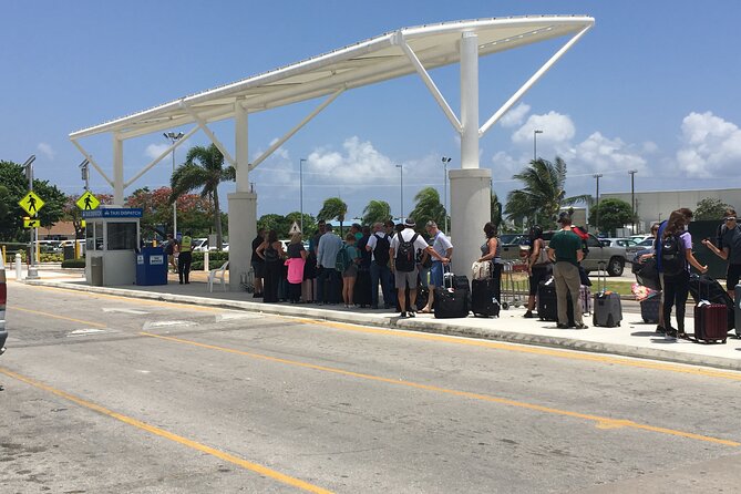 Grand Cayman Shared Airport Transfer - The airport pickup is easier when you know where to look