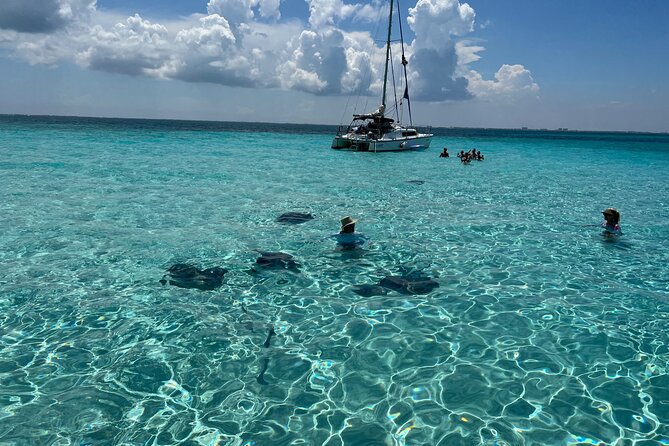 Half Day Private Boat Charter in Grand Cayman - Why a private boat changes the Grand Cayman day