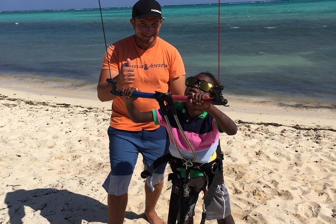 Introductory Semi-Private Kitesurf Lesson - Why semi-private works well here