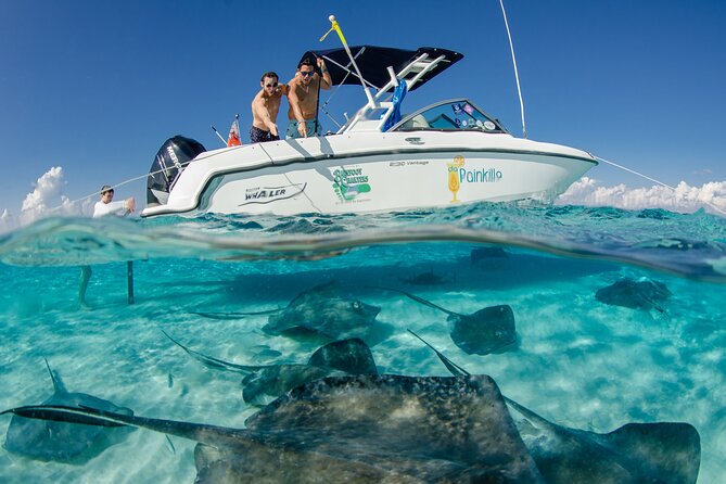 Private boat charter in Grand Cayman - A private boat day built around your group