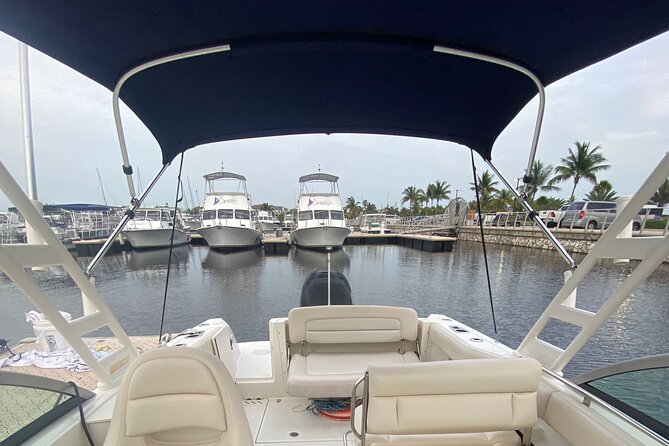 Private boat charter in Grand Cayman - What the $600 price really buys