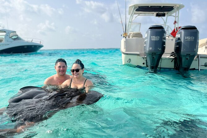 Private Charter 28ft Grady White. Stingrays, Snorkeling, Starfish - Who will get the most from this charter
