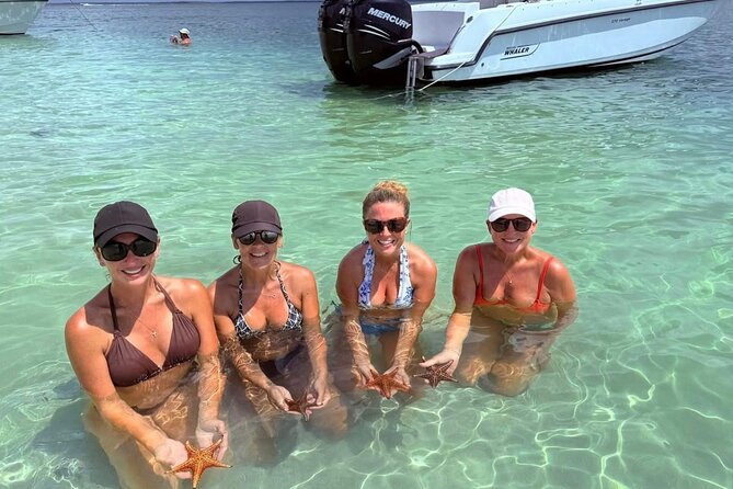 Private Charter for Stingray city - First stop: meeting the stingrays at Stingray City