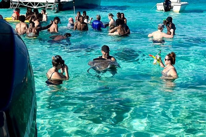 Private Half Day Boat Tour, 3 locations of your choice - Is $800 a fair price?