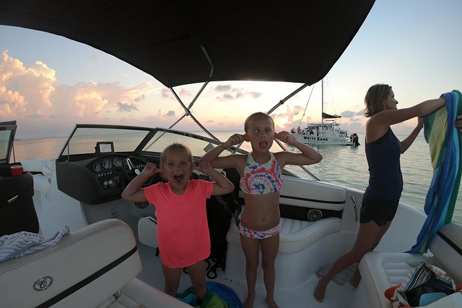 Private, luxury, custom charters to Stingray City, Snorkeling & More - Stingray City, the hour that defines the trip