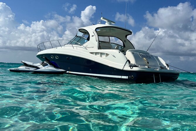 Private Luxury HalfDay w/Jetski Stingray City, Snorkeling & Starfish Beach Tour - Starting at Cayman Islands Yacht Club