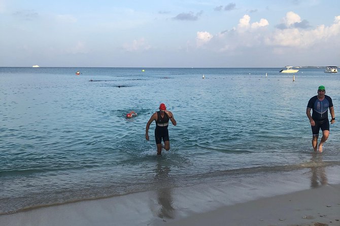 Private Swim Lesson or Triathlon Training on Seven Mile Beach! - Beginner support and triathlon training in one visit