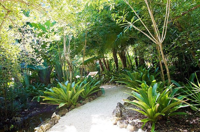 Queen Elizabeth II Botanic Park and Pedro St James Castle Tour in Grand Cayman - FAQ