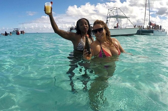 Stingray City Experience Plus Two Snorkeling spots Private Boat - Reef snorkeling at Coral Gardens or the barrier reef