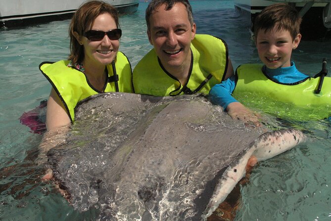 Stingray Sandbar, Snorkeling, and Starfish Point - The crew is a major part of the experience