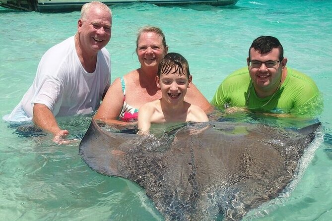 Stingrays, Starfish and Snorkeling Tour - Why the catamaran makes a difference